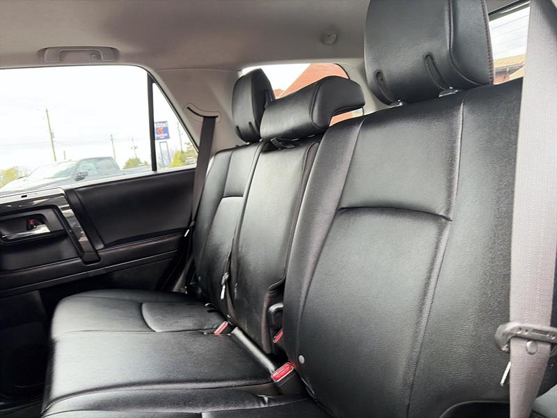 toyota 4Runner 2023 - 8