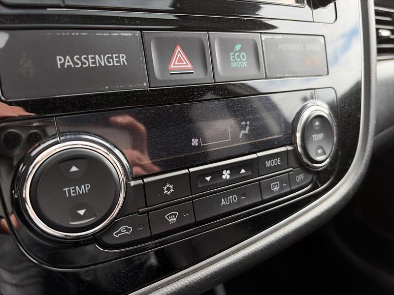 mitsubishi Outlander 2016 - 23