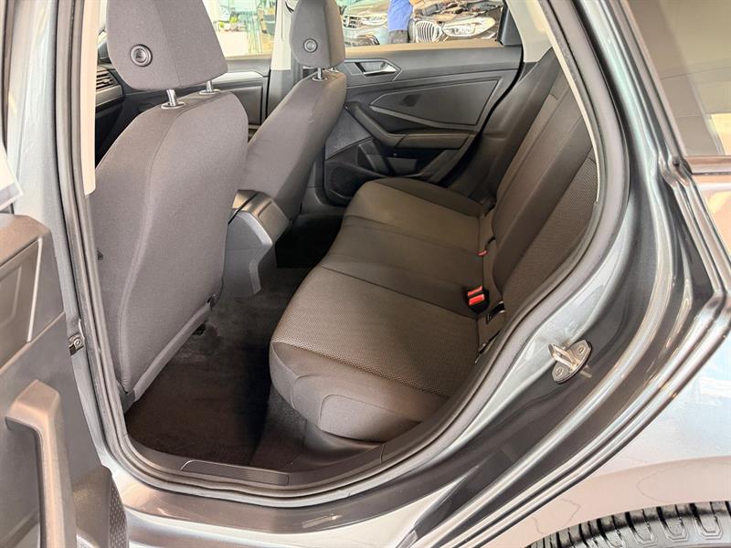volkswagen Jetta 2019 - 8