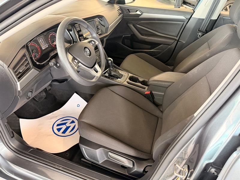 volkswagen Jetta 2019 - 10