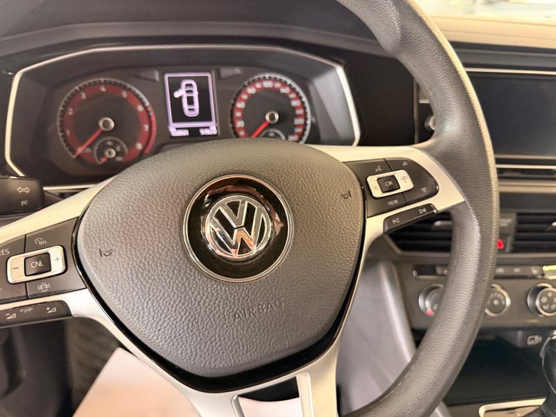 volkswagen Jetta 2019 - 14