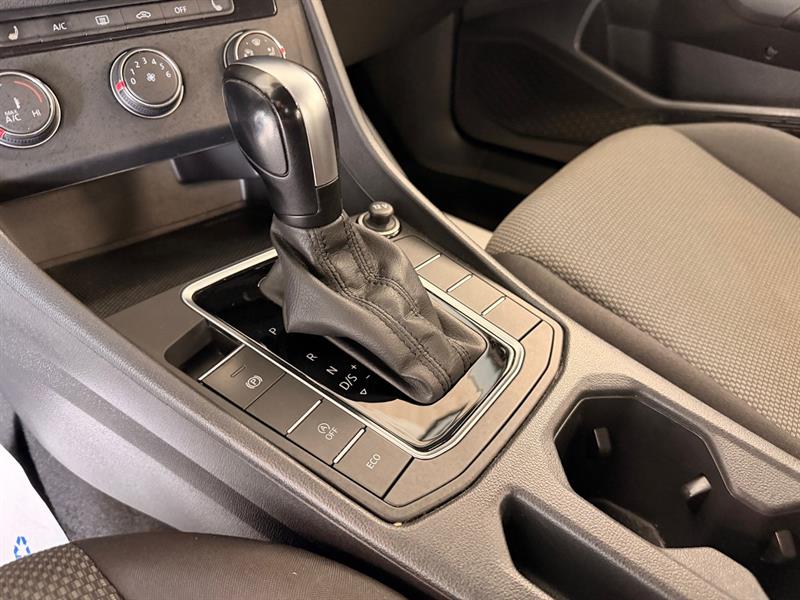 volkswagen Jetta 2019 - 17