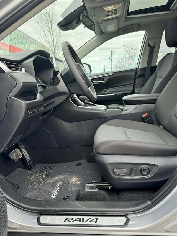 toyota RAV4 2025 - 8