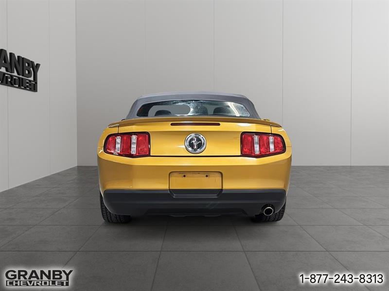 ford Mustang 2010 - 6