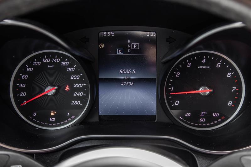 2022 Mercedes-Benz GLC - Image 27