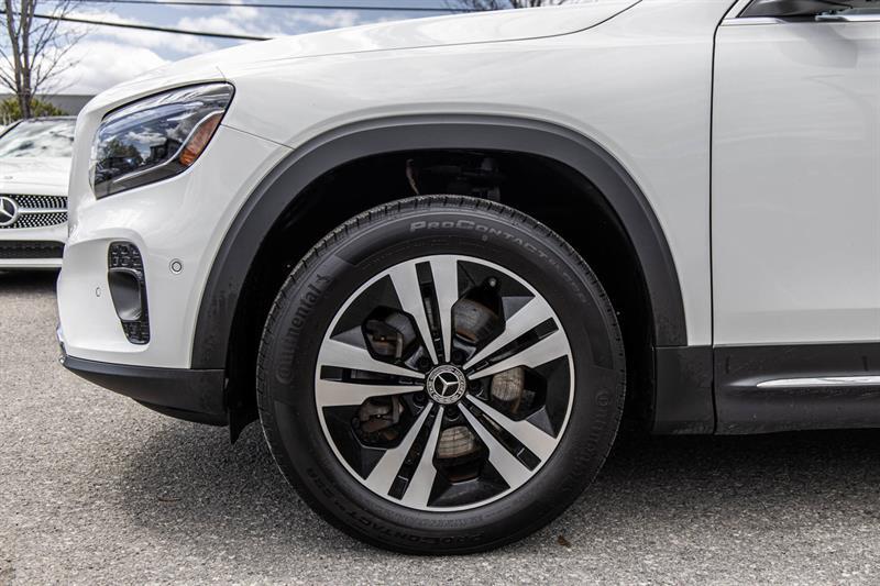 2025 Mercedes-Benz GLB - Image 12