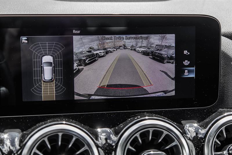 2022 Mercedes-Benz GLA - Image 34