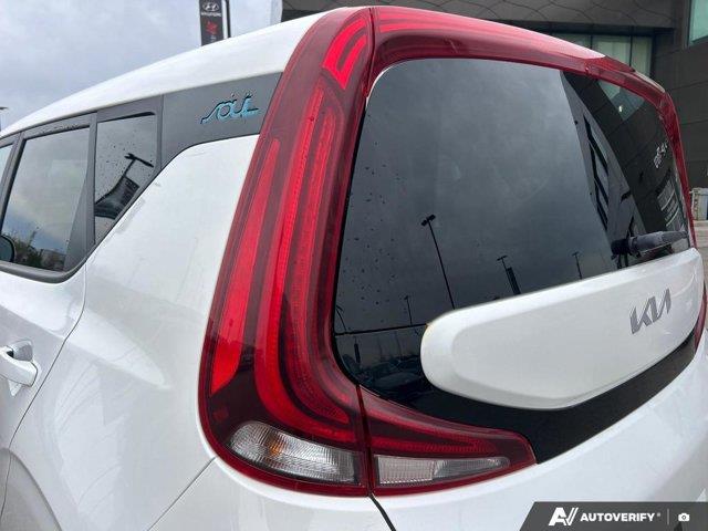 kia Soul EV 2022 - 13
