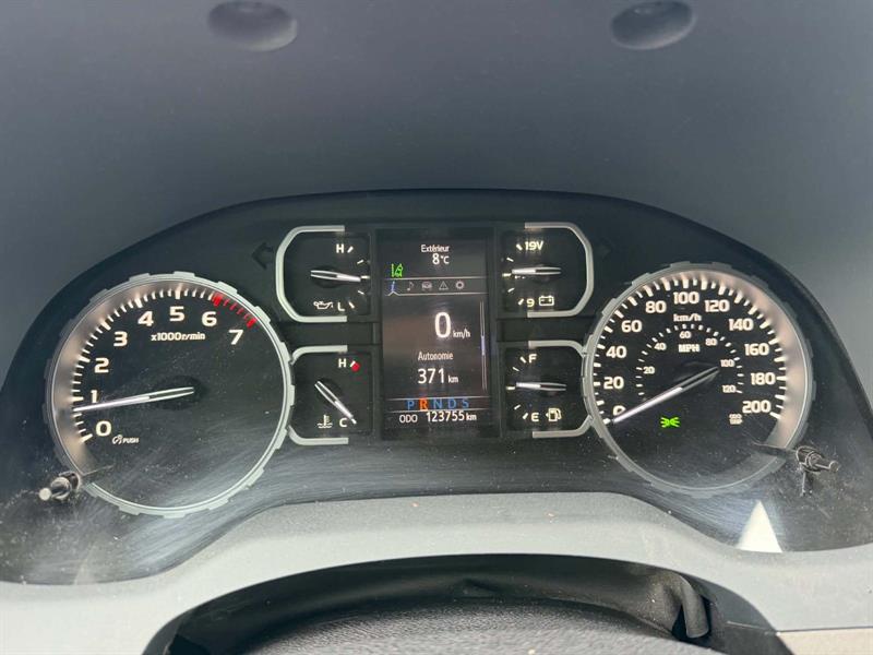 toyota Tundra 2020 - 24