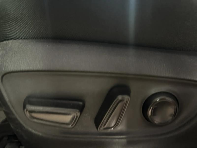 toyota RAV4 2025 - 16