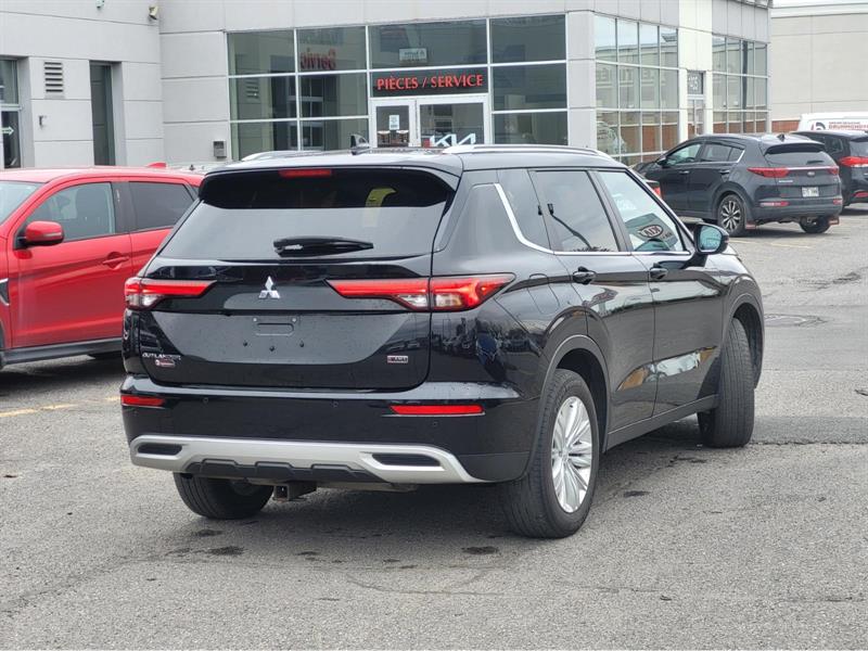 mitsubishi Outlander 2024 - 3