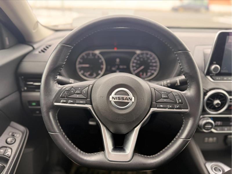 nissan Sentra 2020 - 12