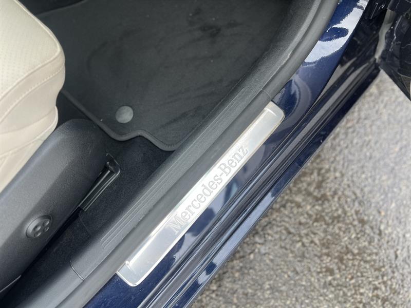 mercedes-benz C-Class 2022 - 21