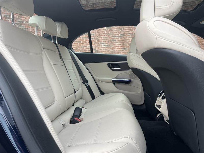 mercedes-benz C-Class 2022 - 25