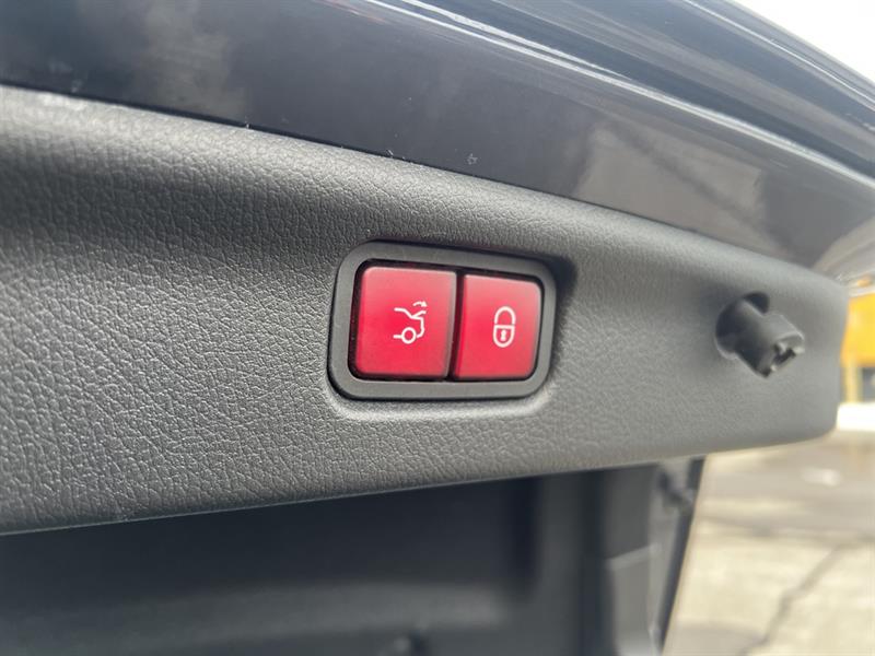 mercedes-benz C-Class 2022 - 27