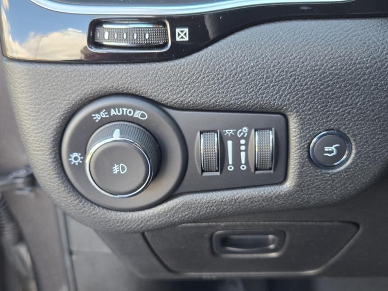 jeep Cherokee 2022 - 14