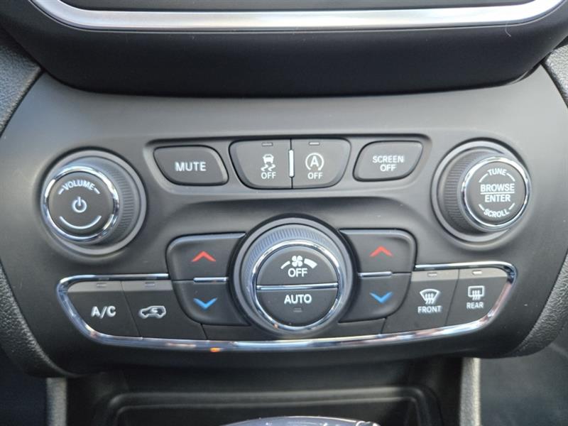 jeep Cherokee 2022 - 19