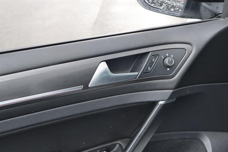 volkswagen Golf GTI 2021 - 10