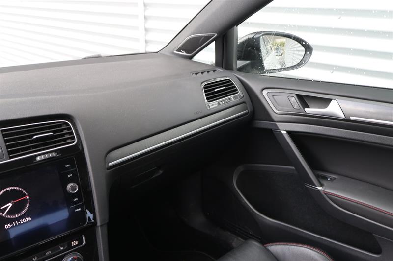 volkswagen Golf GTI 2021 - 16
