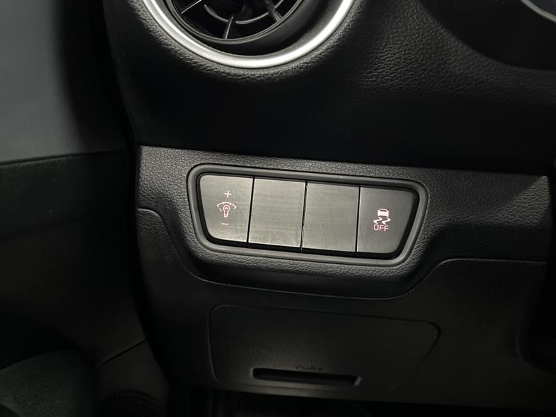 kia Forte 2022 - 12