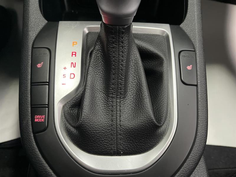 kia Forte 2022 - 16