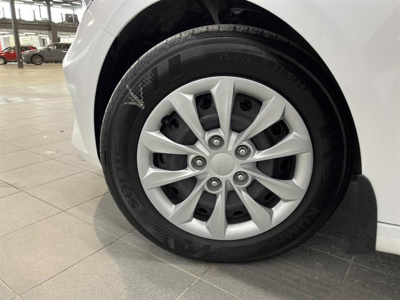 kia Forte 2022 - 21