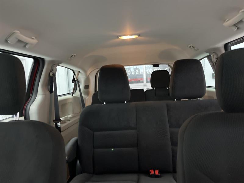 dodge Grand Caravan 2016 - 11