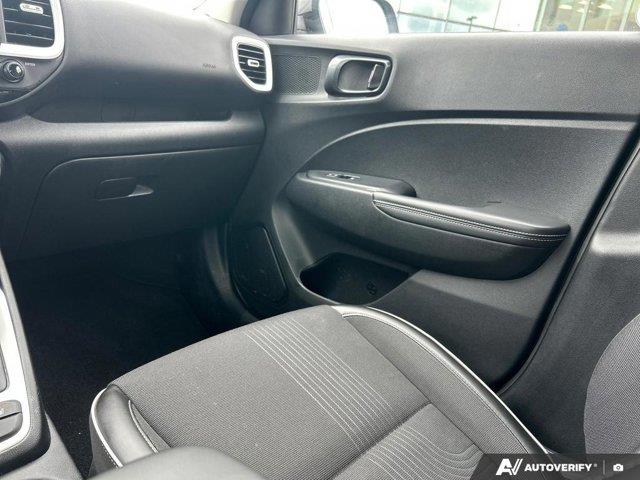 hyundai Venue 2022 - 28