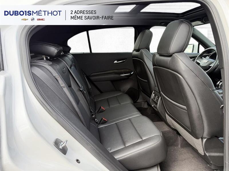 cadillac XT4 2022 - 9