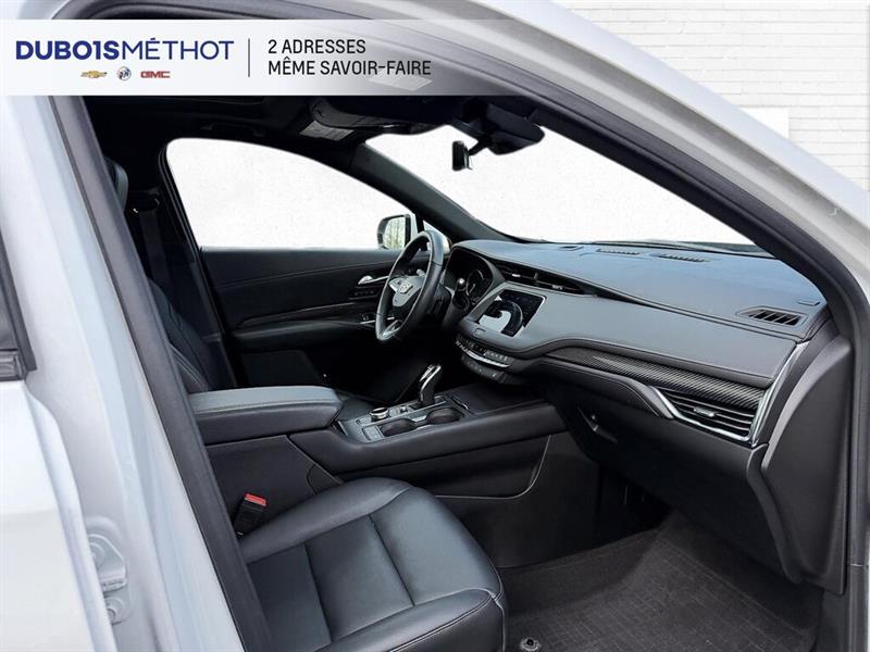 cadillac XT4 2022 - 13