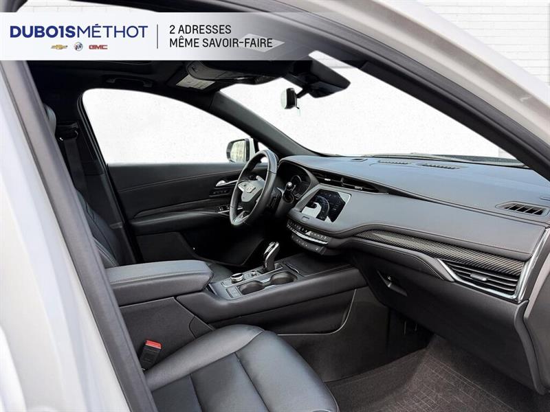 cadillac XT4 2022 - 18