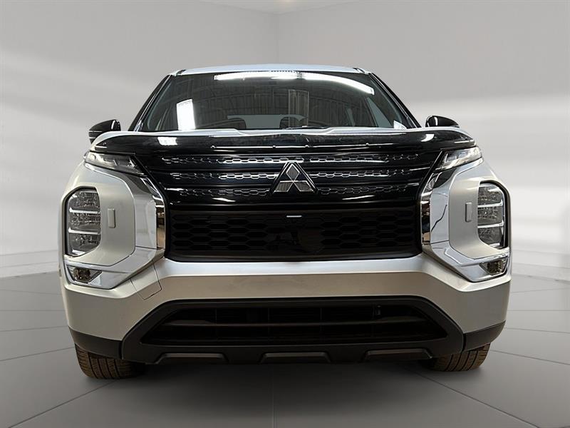 mitsubishi Outlander 2023 - 2