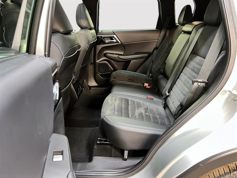 mitsubishi Outlander 2023 - 9