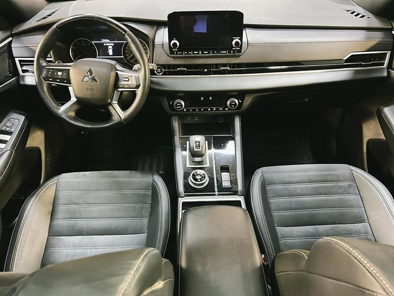 mitsubishi Outlander 2023 - 12