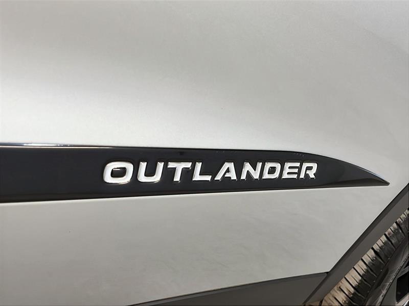 mitsubishi Outlander 2023 - 28