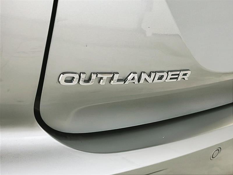 mitsubishi Outlander 2023 - 29