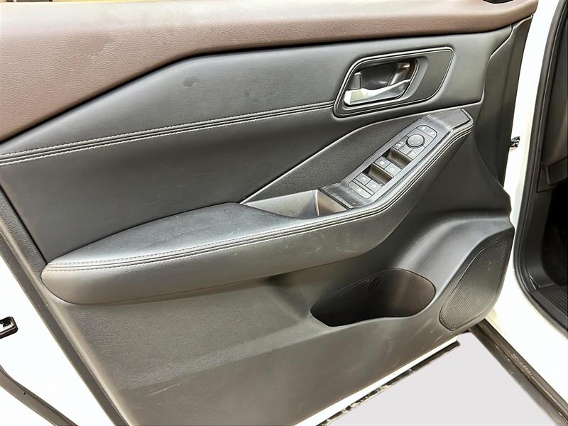 nissan Rogue 2023 - 25