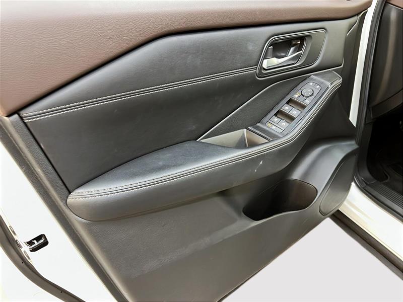 nissan Rogue 2023 - 25
