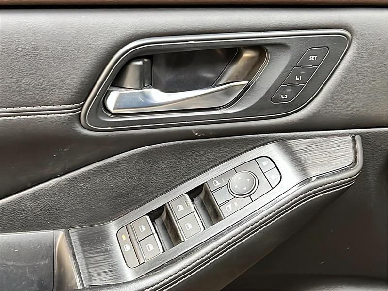 nissan Rogue 2023 - 25