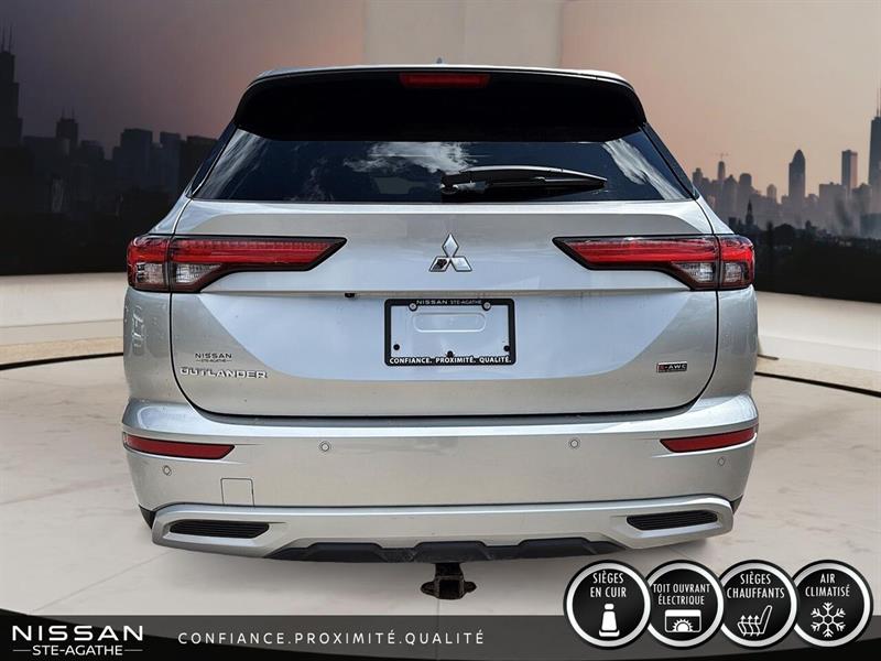 mitsubishi Outlander 2022 - 3