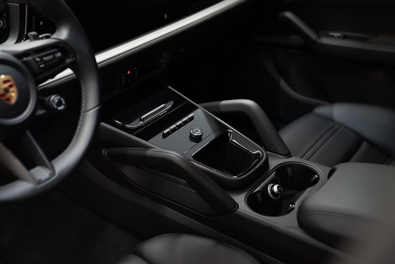 porsche Cayenne 2024 - 17