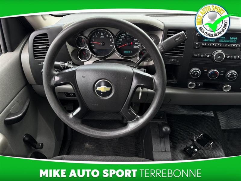 chevrolet Silverado 3500HD 2011 - 9