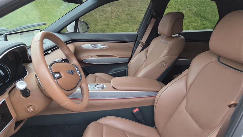 genesis GV70 2024 - 2