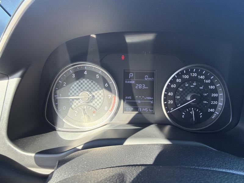 hyundai Elantra 2020 - 13