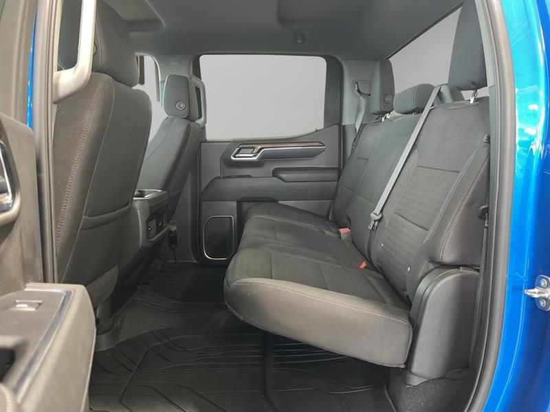 chevrolet Silverado 2022 - 14