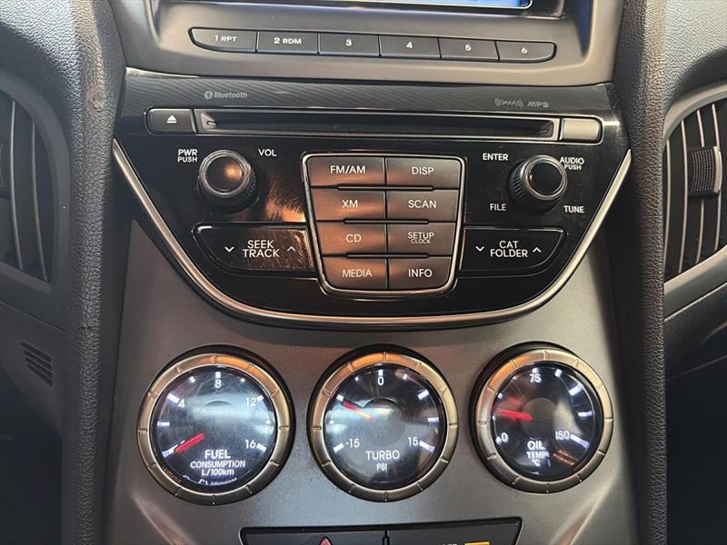 hyundai Genesis 2013 - 17