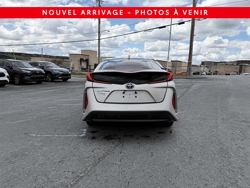 toyota Prius Prime 2020 - 13