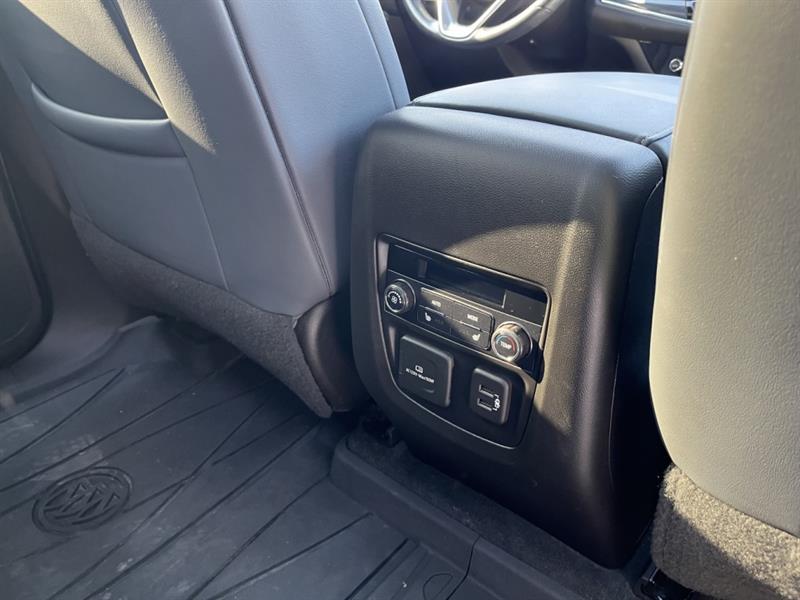 buick Enclave 2022 - 25