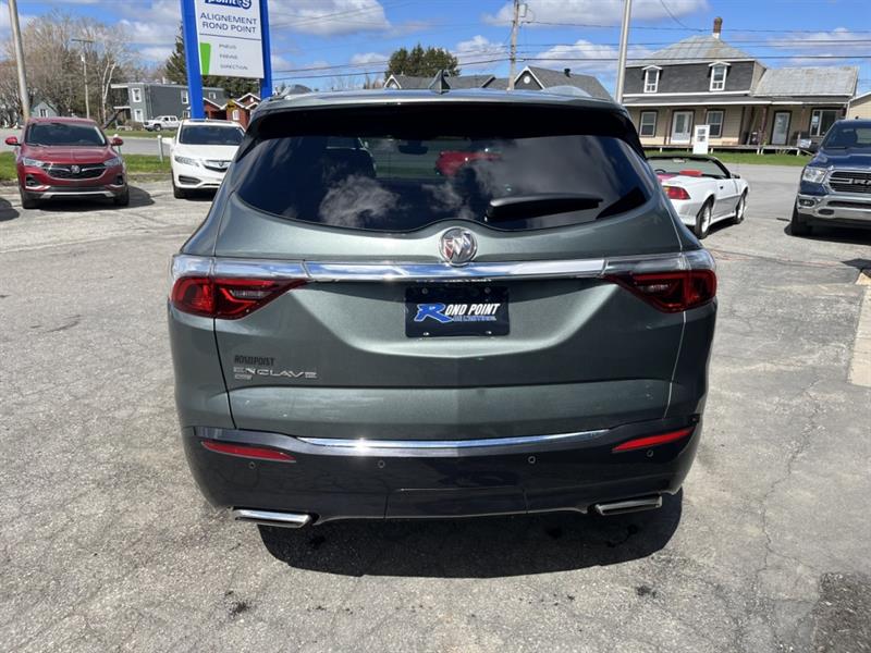 buick Enclave 2022 - 26