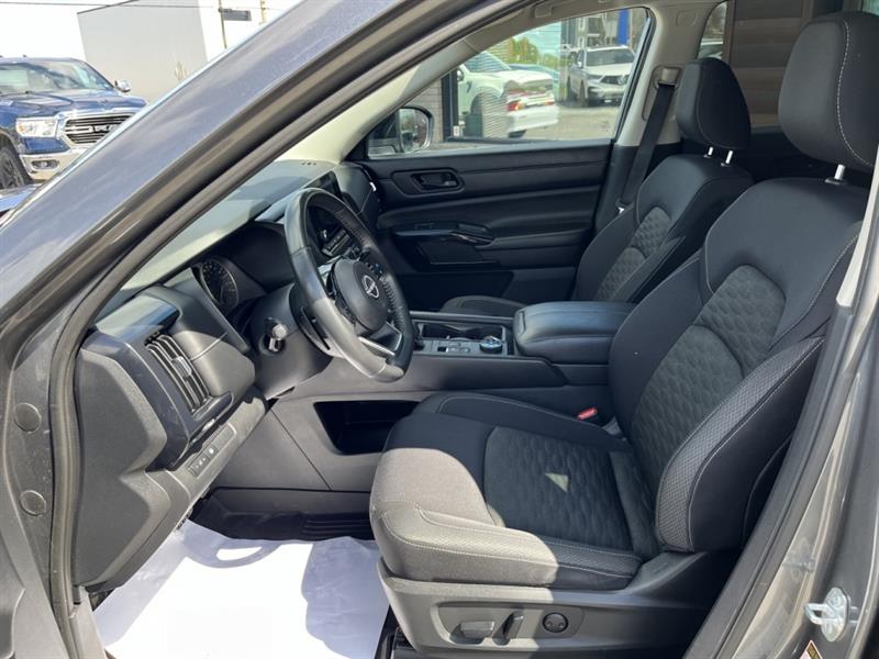 nissan Pathfinder 2023 - 36